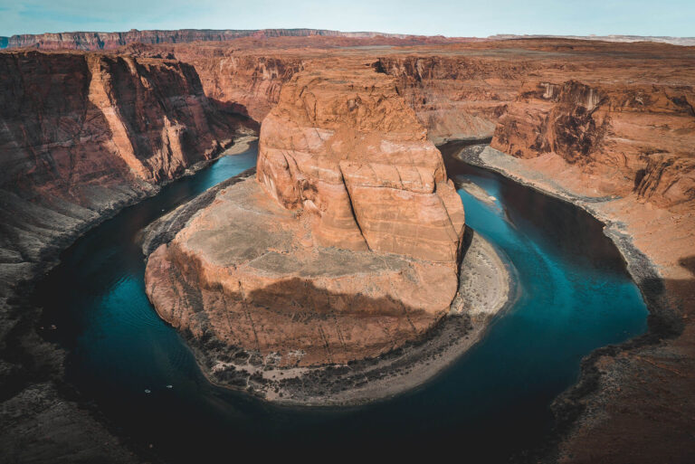 Horseshoe Bend, Arizona: Where the Colorado River Tells a Timeless Story